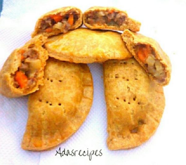 MAKE YUMMY NIGERIAN MEAT PIE | Ada's Recipes